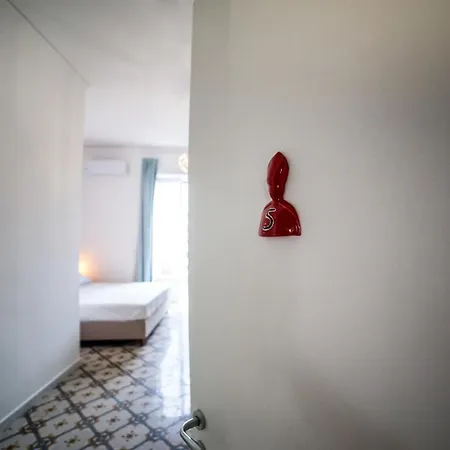 Il Miracolo Di San Gennaro Konukevi 4*
